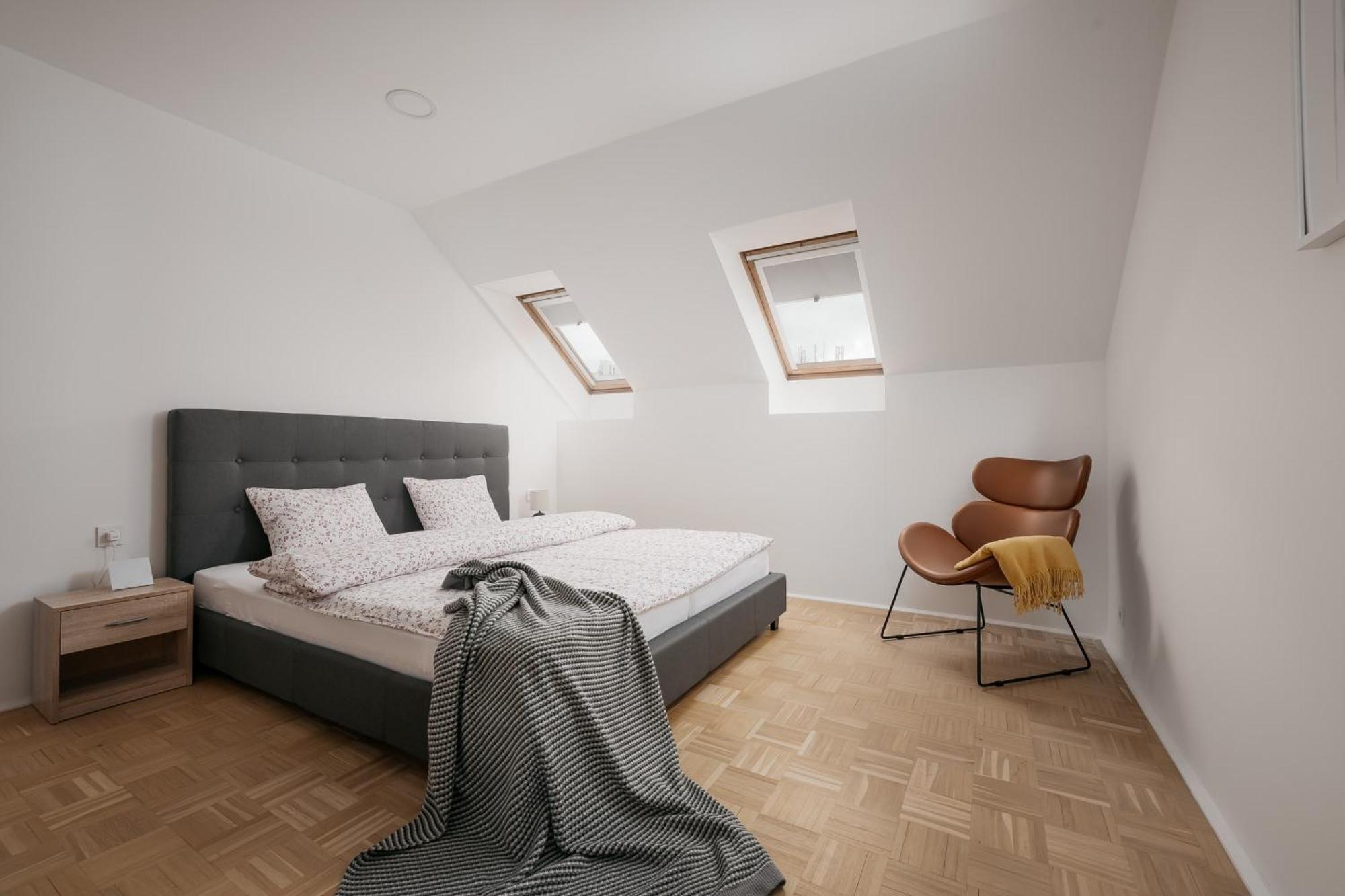 Dot 3 Bdr Apartment With Tyn Cathedral View & Ac Prag Dış mekan fotoğraf