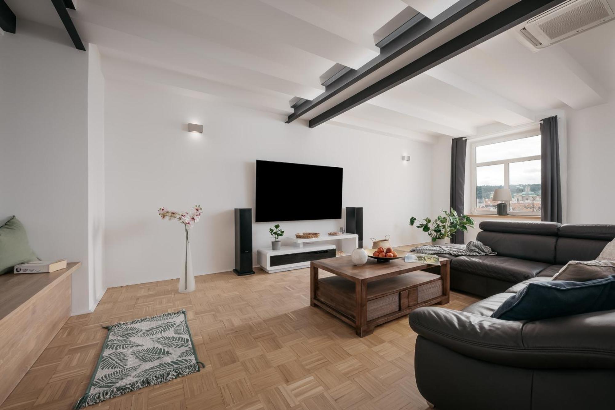 Dot 3 Bdr Apartment With Tyn Cathedral View & Ac Prag Dış mekan fotoğraf