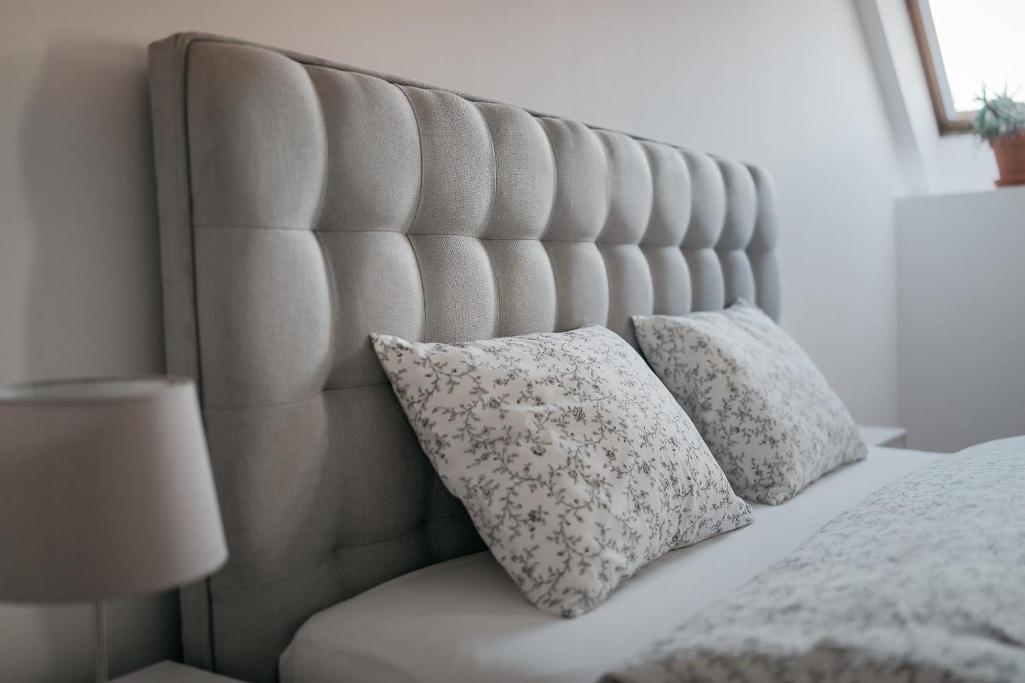 Dot 3 Bdr Apartment With Tyn Cathedral View & Ac Prag Dış mekan fotoğraf